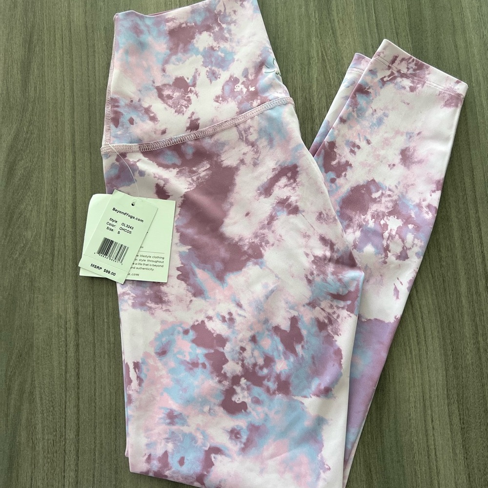 BEYOND YOGA High Waisted Midi Legging (check pictures)